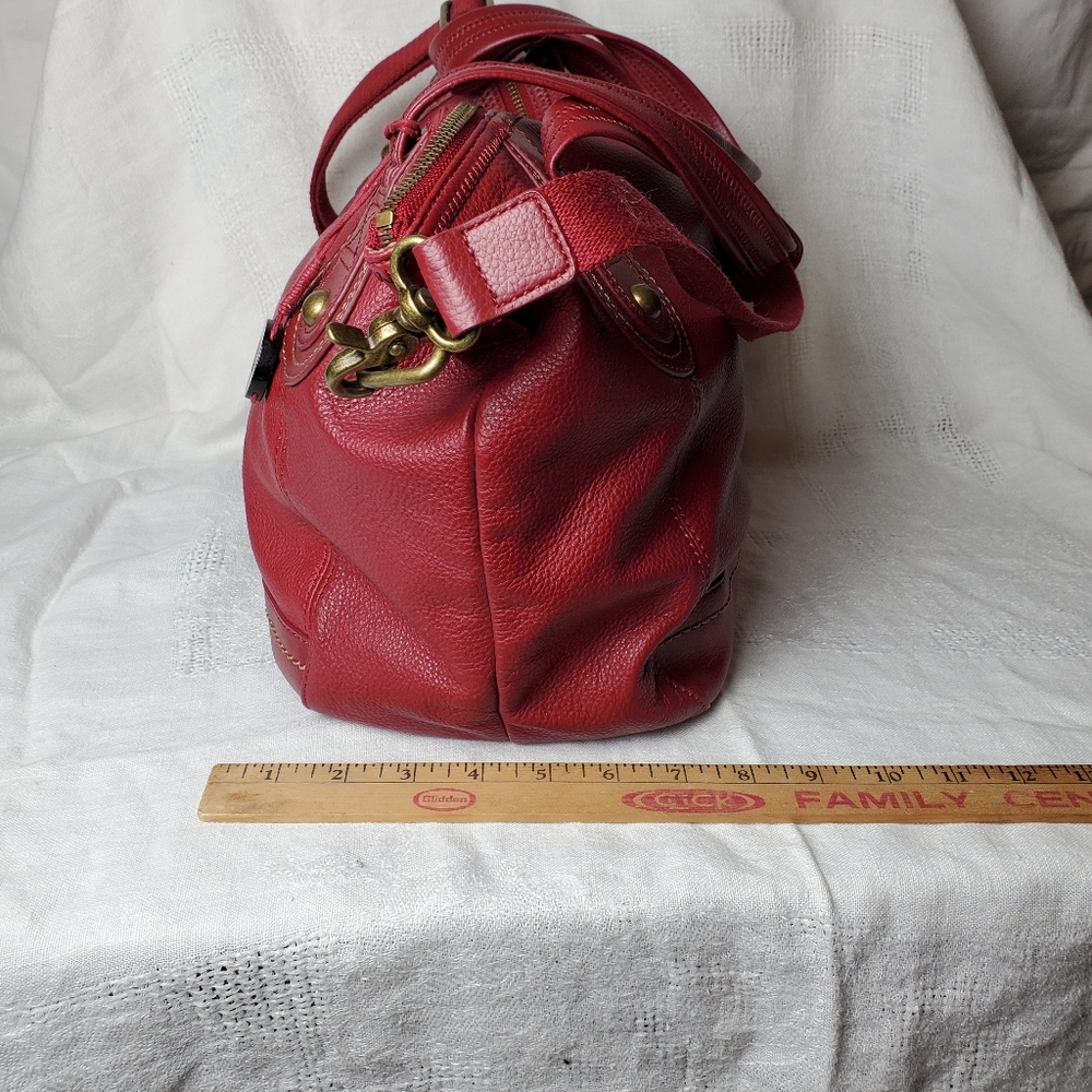 The Sak Red Pebble Leather Crossbody Shoulder Bag - Picture 5 of 12